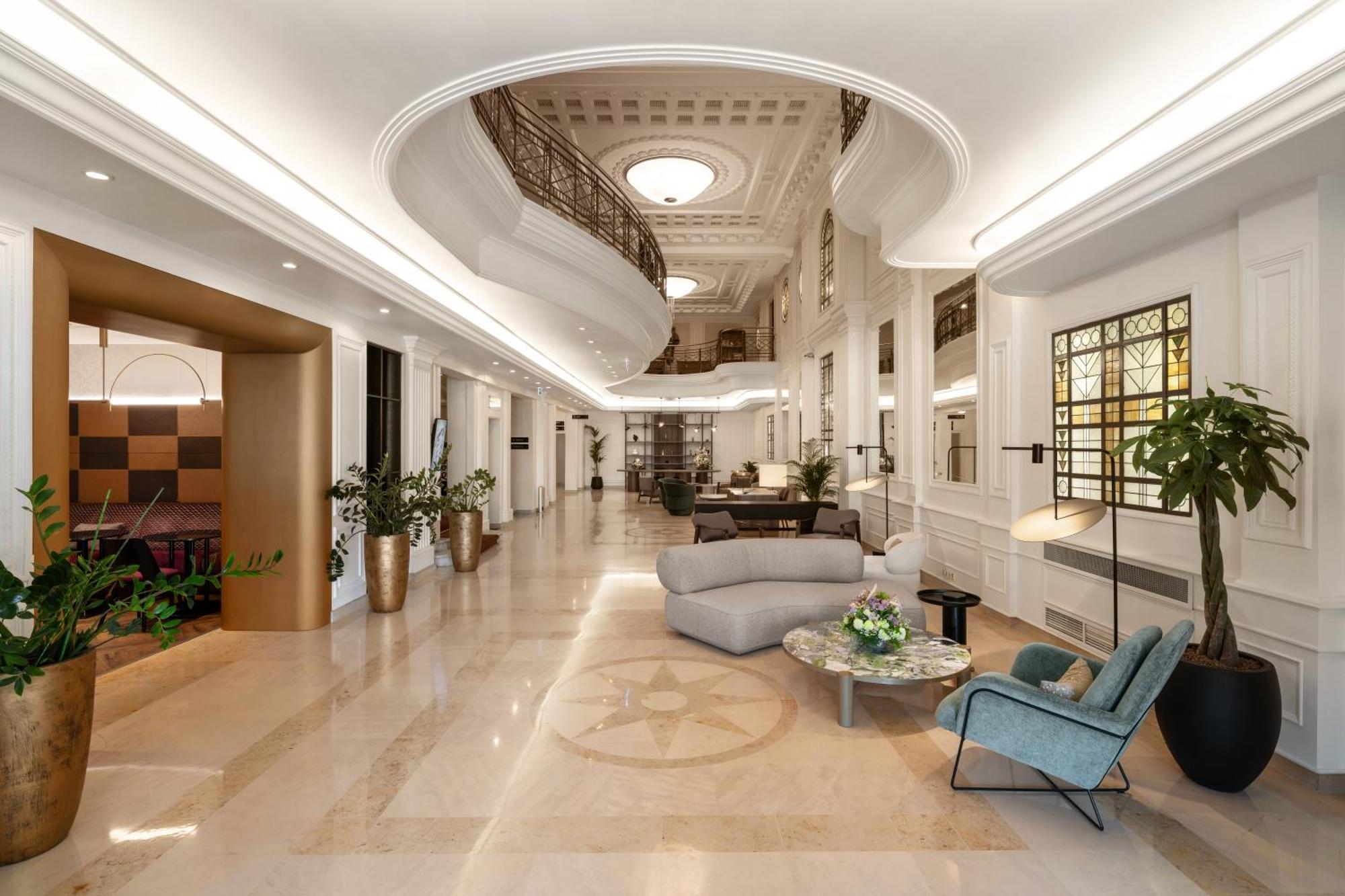 Moevenpick Centre 4*