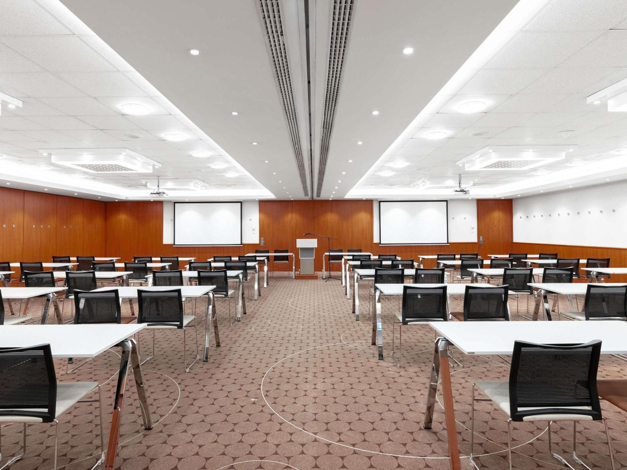 Moevenpick Centre