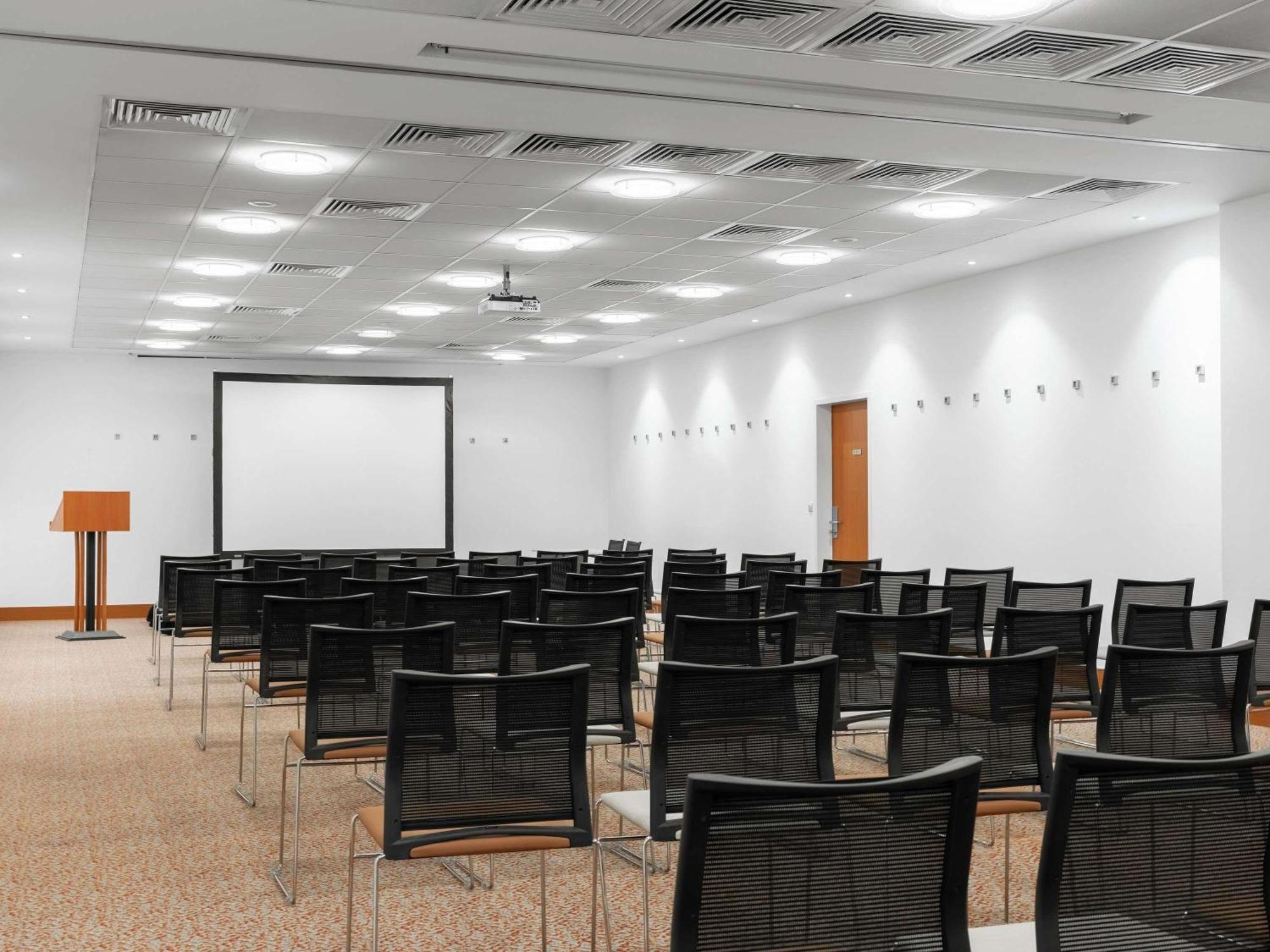 Hotel Moevenpick Centre Budapest