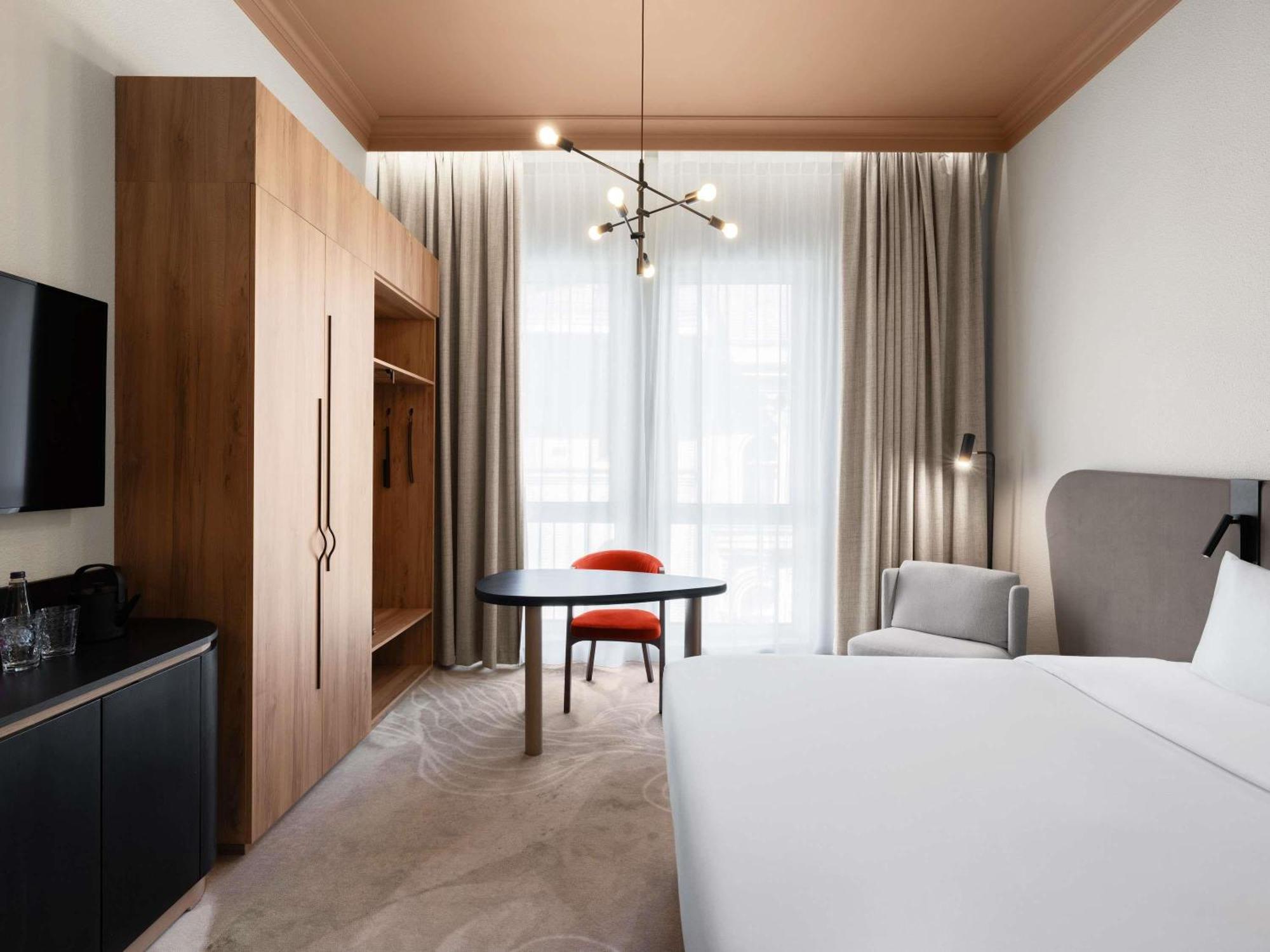 Novotel Centrum Hotel 4*